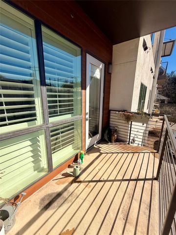 207 W Johanna ST 208, Austin, TX 78704