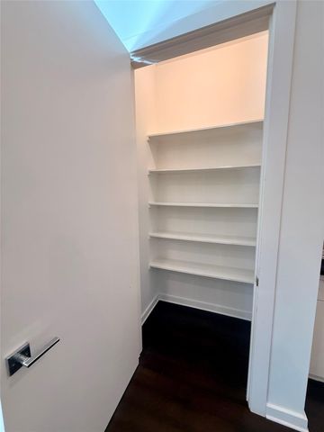 207 W Johanna ST 208, Austin, TX 78704