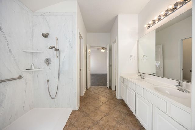 3012 Kings Isle Lane, Dickinson, TX 77539