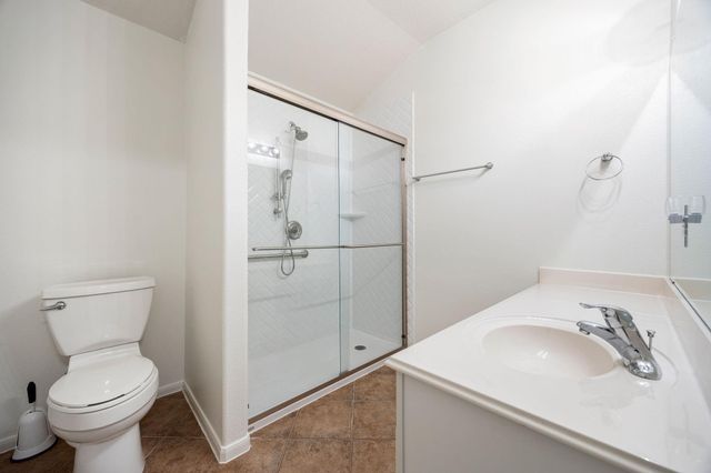 3012 Kings Isle Lane, Dickinson, TX 77539