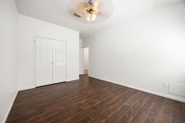 3012 Kings Isle Lane, Dickinson, TX 77539