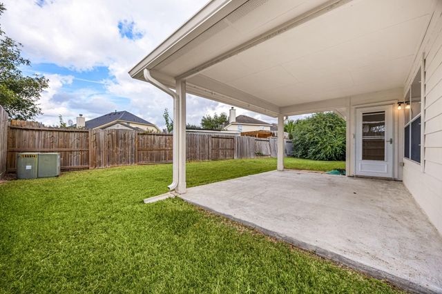 3012 Kings Isle Lane, Dickinson, TX 77539