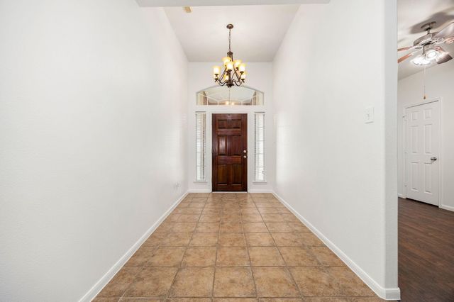 3012 Kings Isle Lane, Dickinson, TX 77539