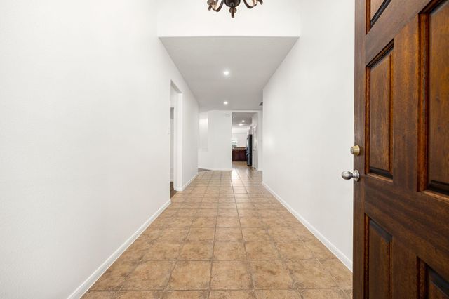 3012 Kings Isle Lane, Dickinson, TX 77539