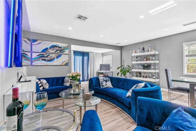 7700 Winnetka, Winnetka, CA 91306