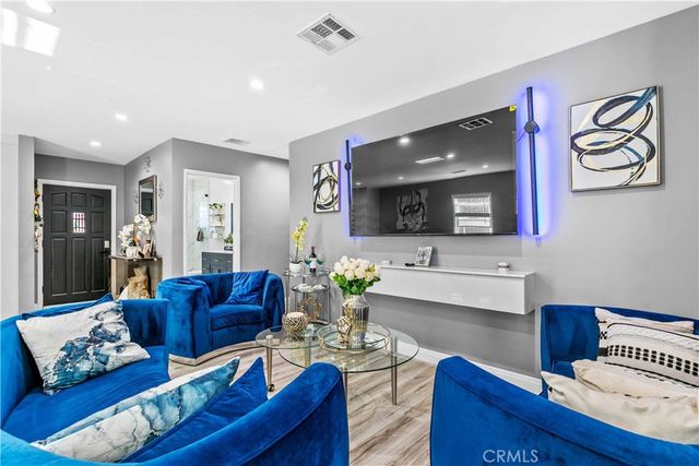 7700 Winnetka, Winnetka, CA 91306