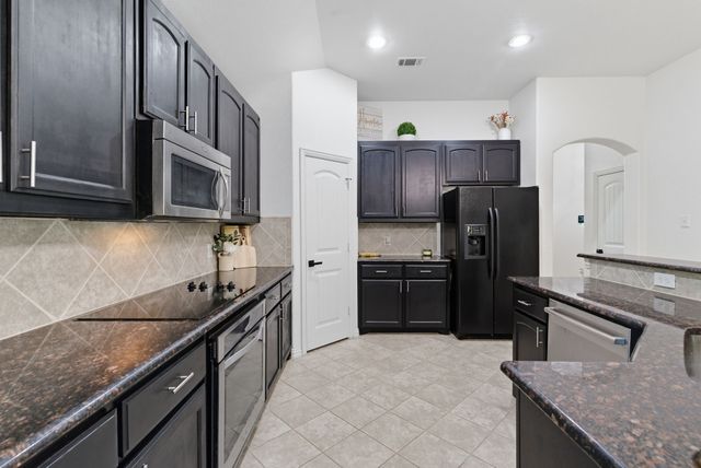 104 Candis Court, Springtown, TX 76082