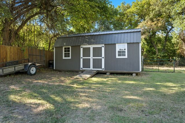 104 Candis Court, Springtown, TX 76082