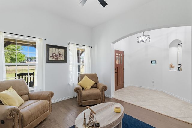 104 Candis Court, Springtown, TX 76082