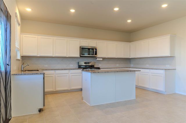 620 English Oak ST, Georgetown, TX 78626