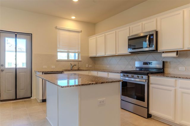 620 English Oak ST, Georgetown, TX 78626