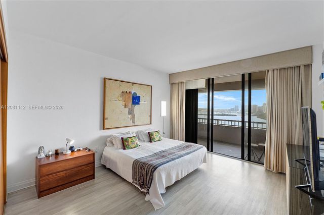 2 Grove Isle Drive BPH10, Miami, FL 33133