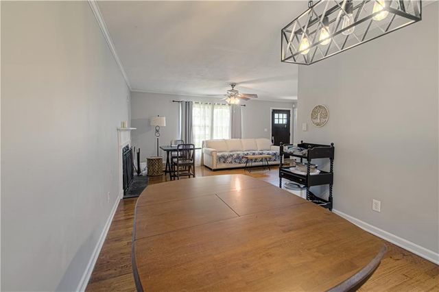 1 W 96TH Terrace, Kansas City, MO 64114