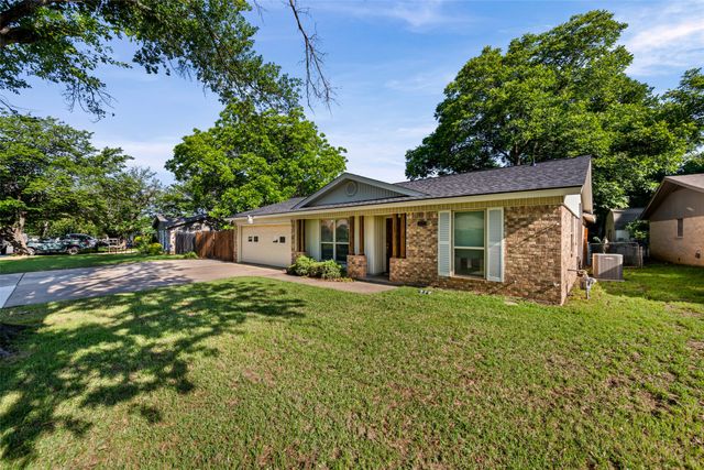 7521 Susan Court, North Richland Hills, TX 76180
