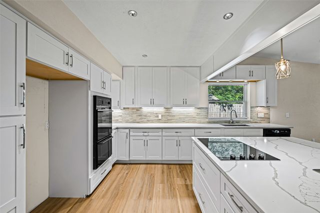 7521 Susan Court, North Richland Hills, TX 76180