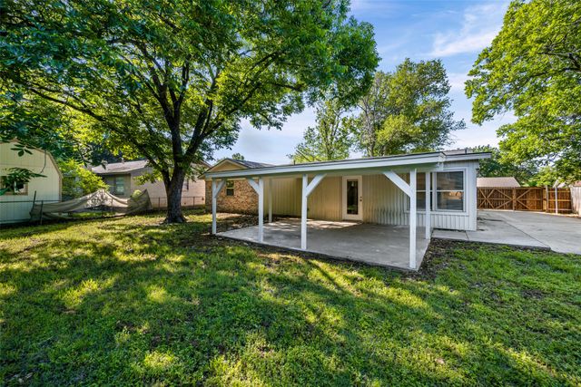 7521 Susan Court, North Richland Hills, TX 76180