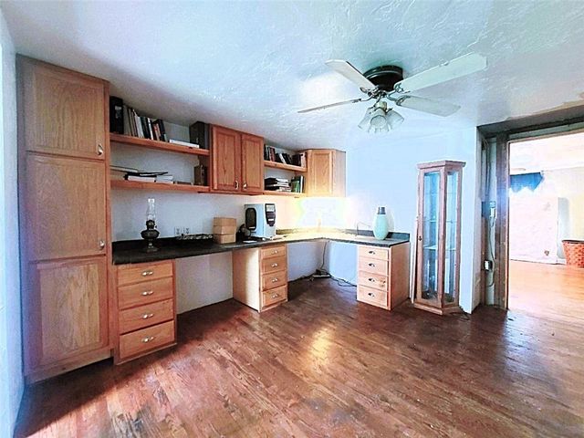 36 Clopper St, Sewickley Twp, PA 15637