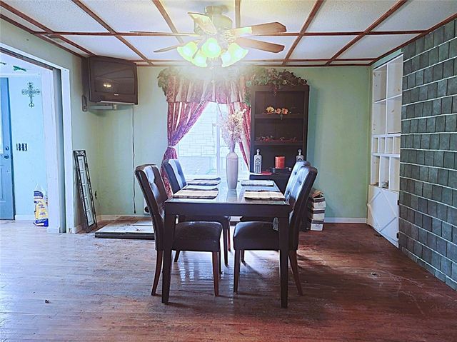 36 Clopper St, Sewickley Twp, PA 15637