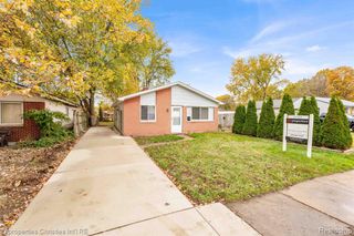 6516 Oak Street, Taylor, MI 48180