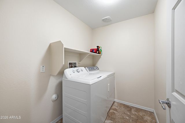 2220 W BEVERLY Lane, Phoenix, AZ 85023