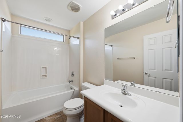 2220 W BEVERLY Lane, Phoenix, AZ 85023