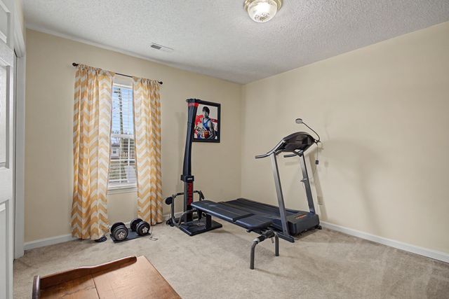 397 Canaan Rd, Columbia, TN 38401
