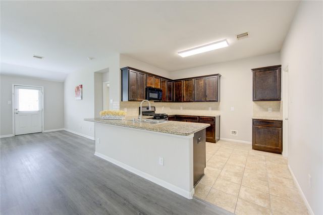 9207 Ranch Ridge Ln, Richmond, TX 77407