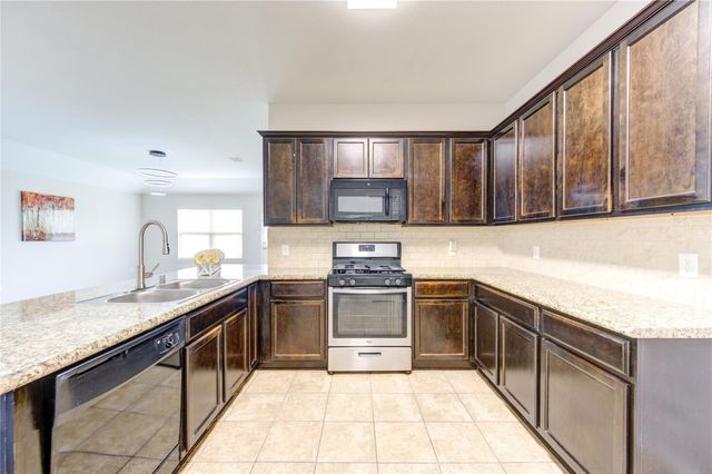 9207 Ranch Ridge Ln, Richmond, TX 77407