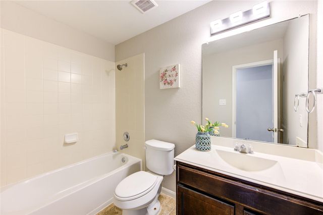 9207 Ranch Ridge Ln, Richmond, TX 77407