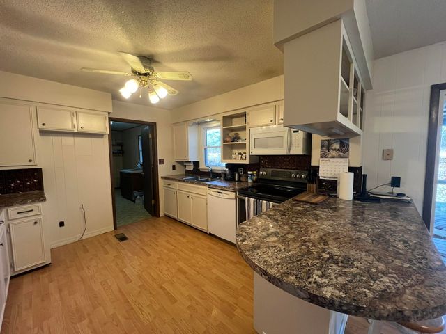 12450 County Road 6810, Moody, MO 65777