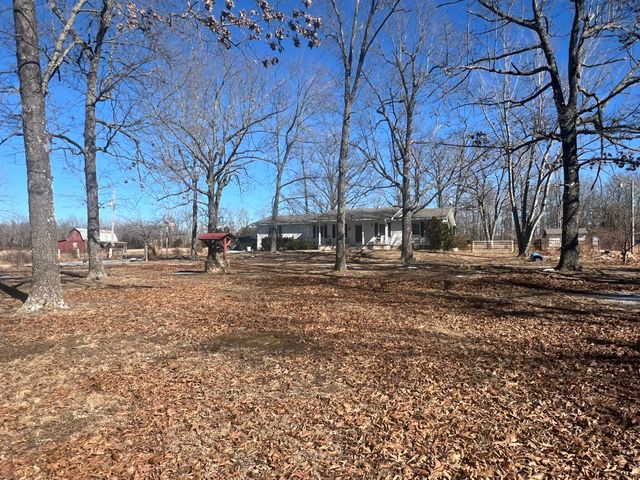 12450 County Road 6810, Moody, MO 65777