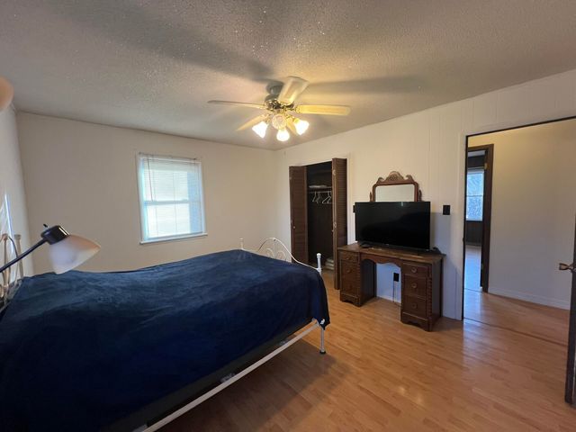 12450 County Road 6810, Moody, MO 65777