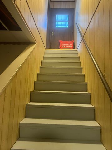 12450 County Road 6810, Moody, MO 65777