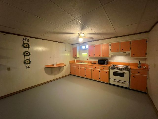 12450 County Road 6810, Moody, MO 65777