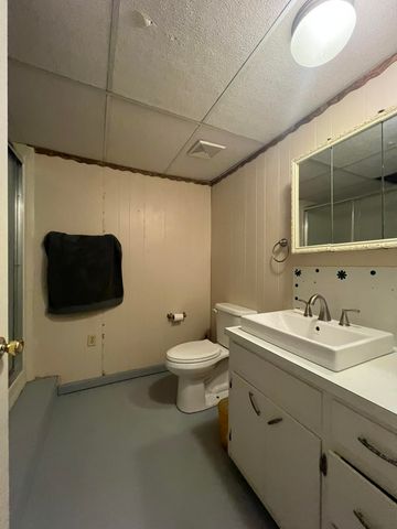 12450 County Road 6810, Moody, MO 65777