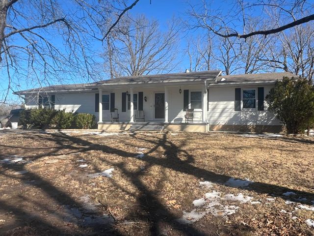 12450 County Road 6810, Moody, MO 65777