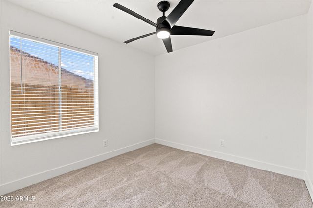 7945 W GREER Avenue, Peoria, AZ 85345