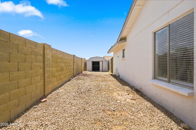 7945 W GREER Avenue, Peoria, AZ 85345