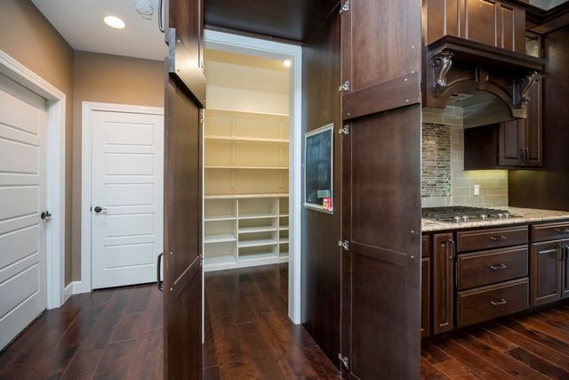 3801 GAILCREST DR, Columbia, MO 65203