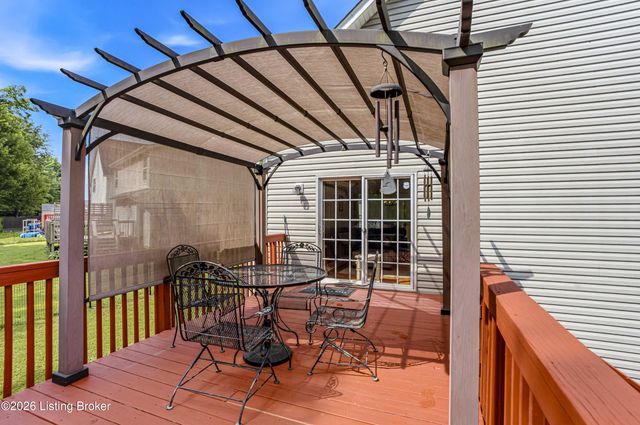 11623 Walnut View Way, Louisville, KY 40299