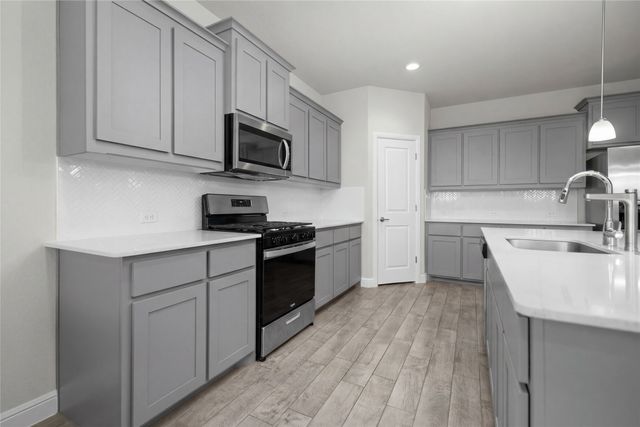 16032 Farringdon Street, Fort Worth, TX 76247