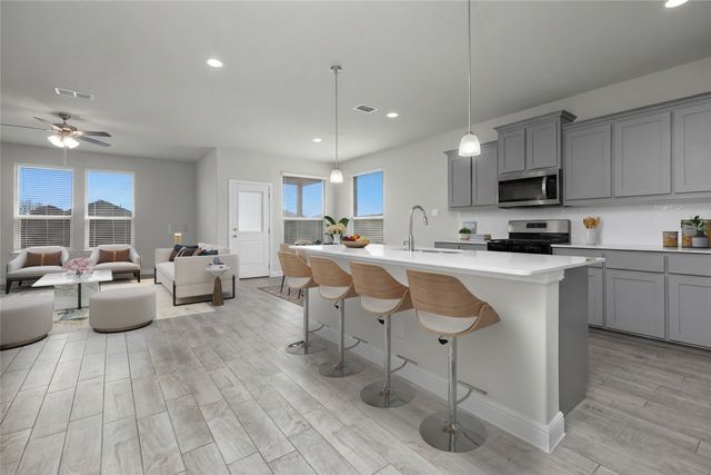 16032 Farringdon Street, Fort Worth, TX 76247