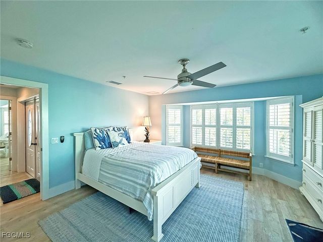 4560 Conch Shell DR, Upper Captiva, FL 33924