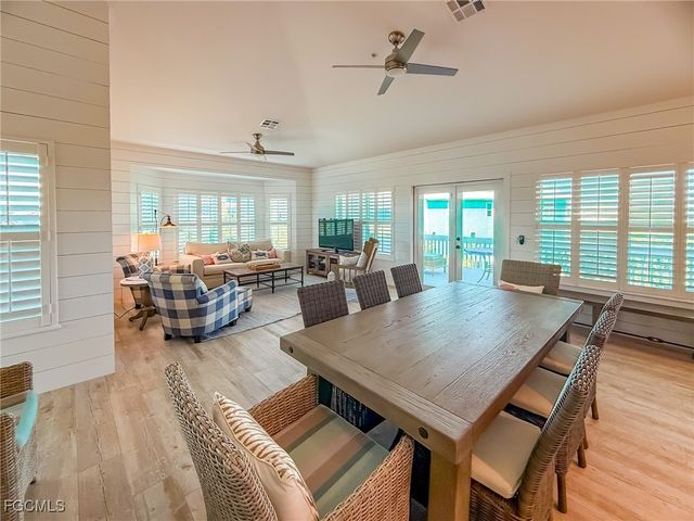 4560 Conch Shell DR, Upper Captiva, FL 33924