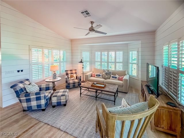 4560 Conch Shell DR, Upper Captiva, FL 33924