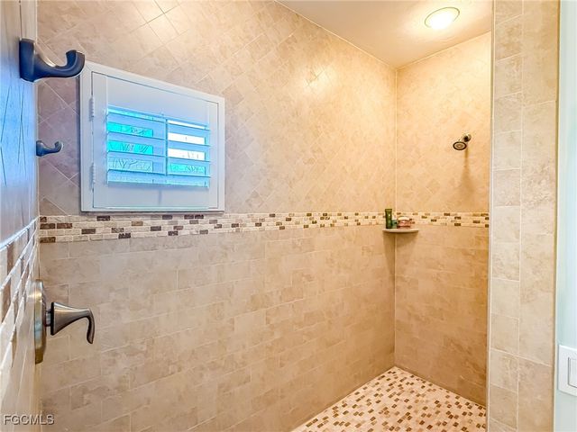 4560 Conch Shell DR, Upper Captiva, FL 33924