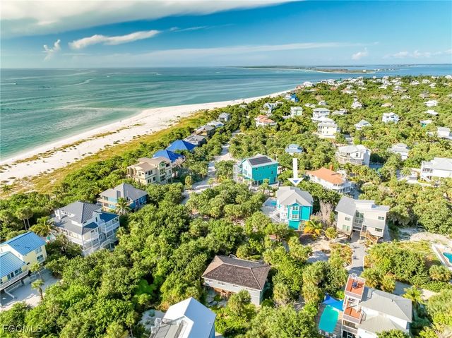 4560 Conch Shell DR, Upper Captiva, FL 33924