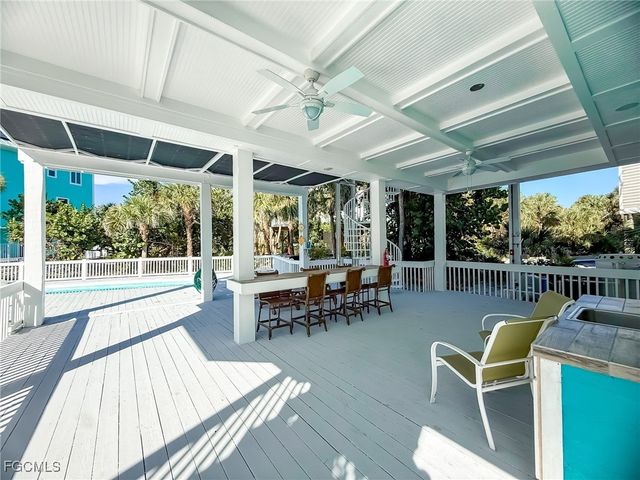 4560 Conch Shell DR, Upper Captiva, FL 33924