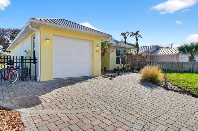 307 JESSAMINE AVENUE, New Smyrna Beach, FL 32169