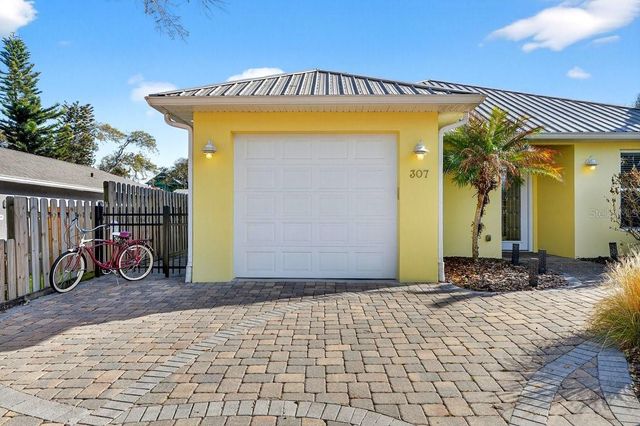 307 JESSAMINE AVENUE, New Smyrna Beach, FL 32169